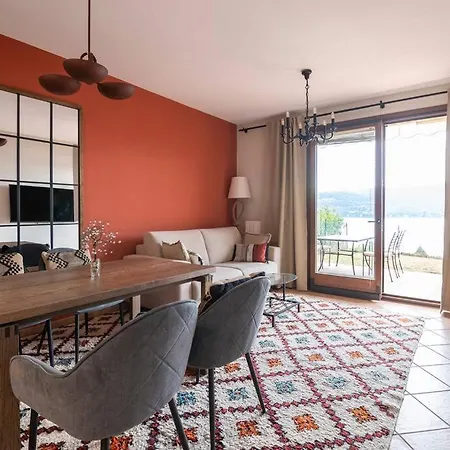 View, Pool, Near Beach, Pinball, Darts Arcade 펜션